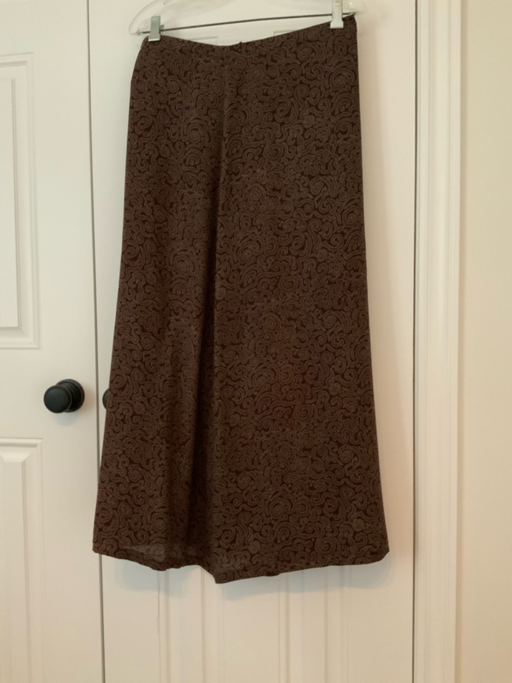 Brown Paisley Button-Up Top and Skirt Set - Picture 3 of 4